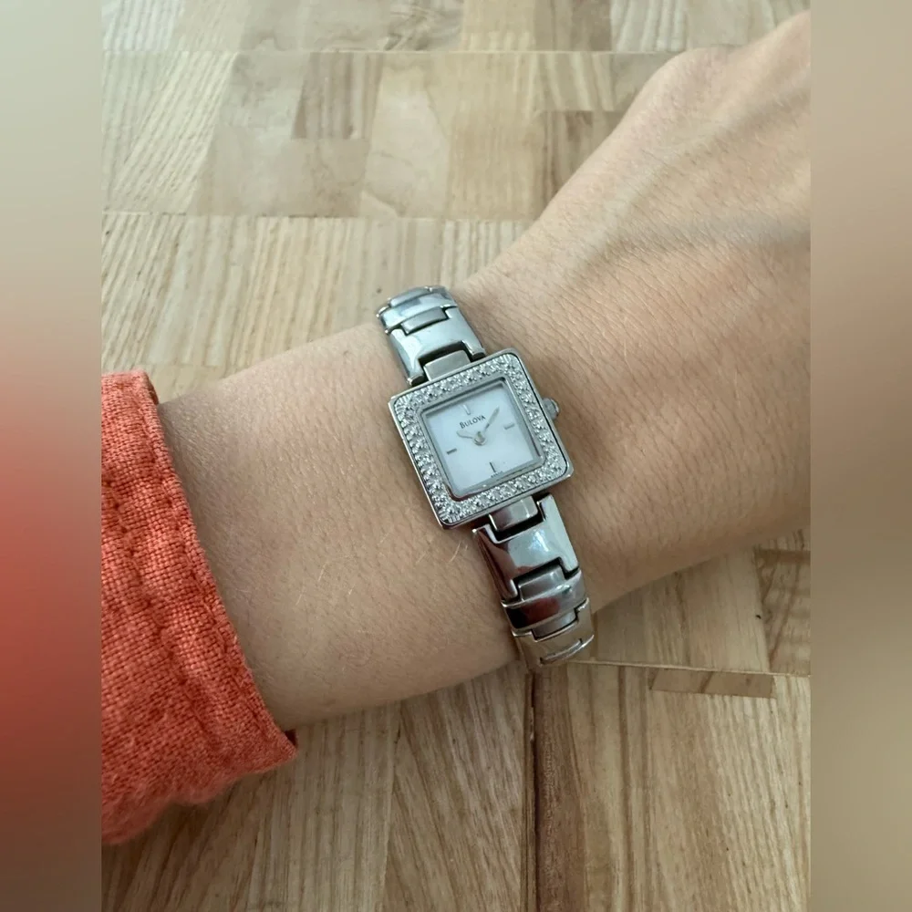 Dainty Bulova ladies square silver tone watch NEW BATTERY